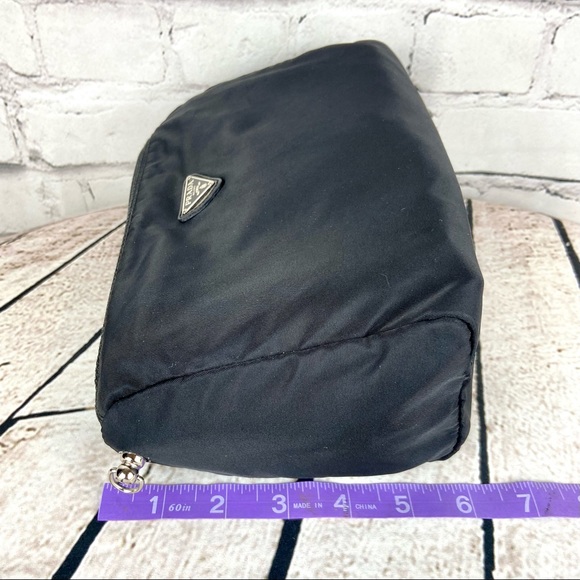 Prada pouch crossbody bag or shoulder bag with chains - Picture 14 of 16